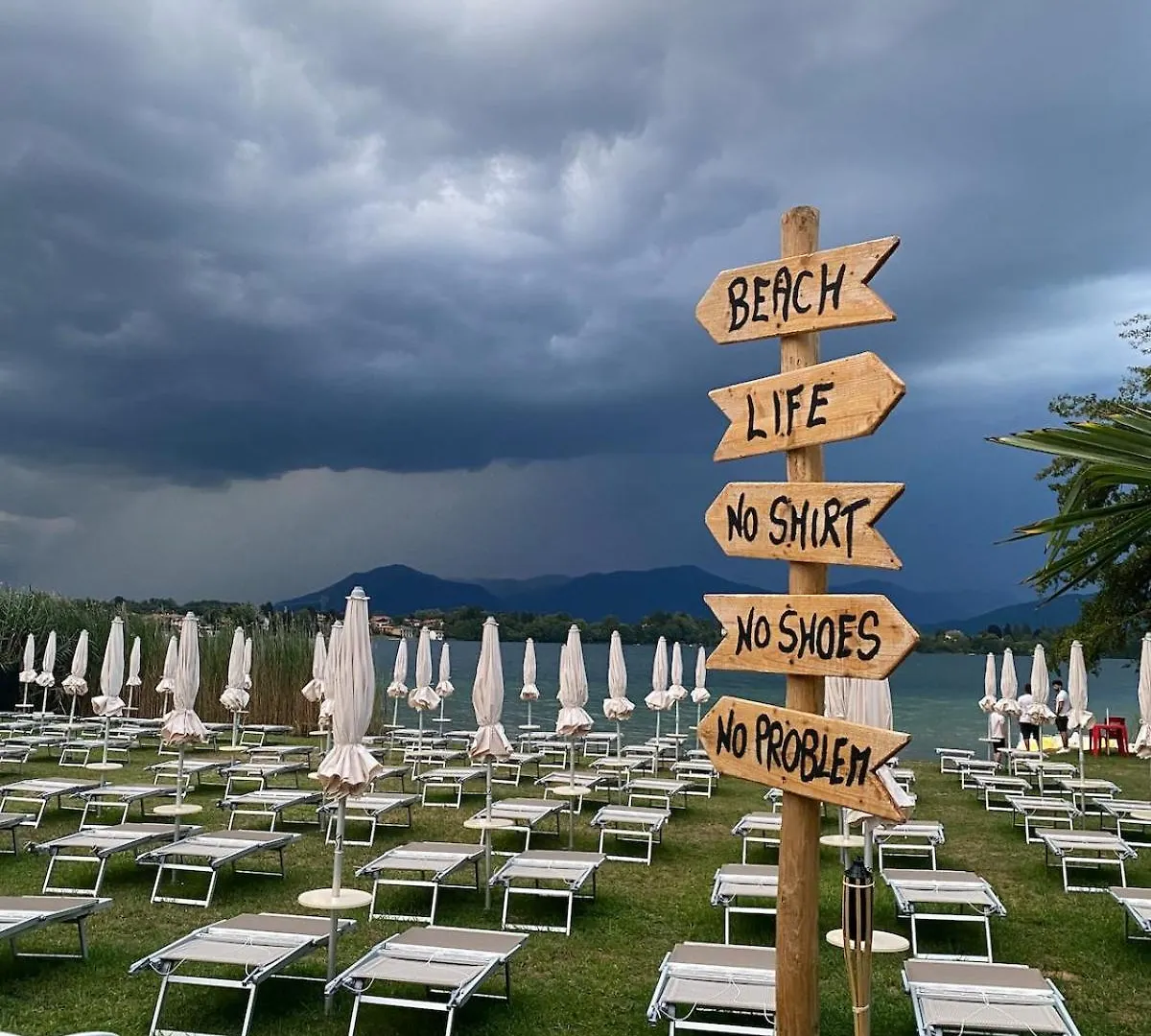 Апартаменты Nest Of The Lakes - Between Maggiore, Monate And Comabbio Кадреццате Италия